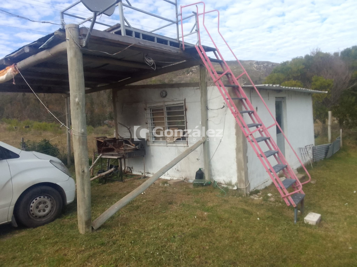 Casa ID.720 - Casa en venta barrio La Falda Piriápolis 1046 m2 terreno