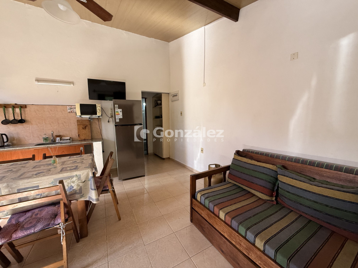 Casa ID.829 - Oportunidad de inversión 6 casas en un mismo padrón