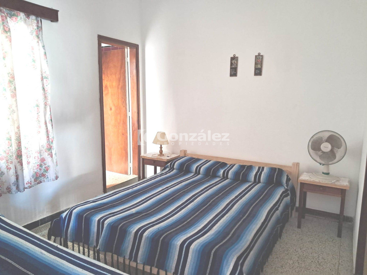 Casa ID.779 - 2 Propiedades a una cuadra del mar , zona centro