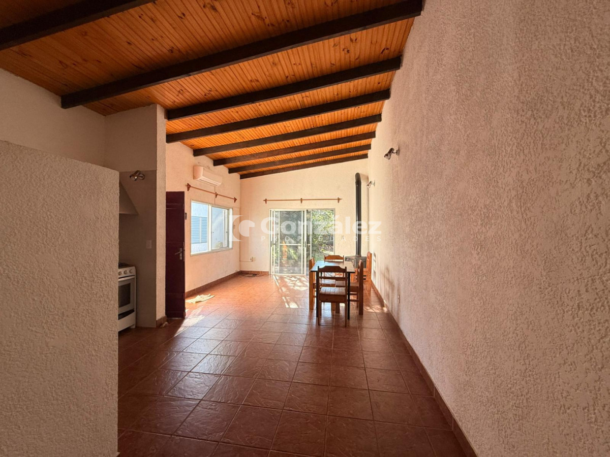 Casa ID.844 - Dúplex dos dormitorios, Alquiler Anual Piriápolis