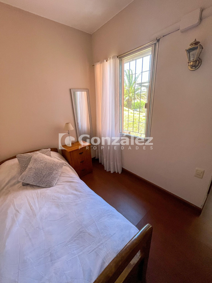 Casa ID.703 - Casa frente al mar .