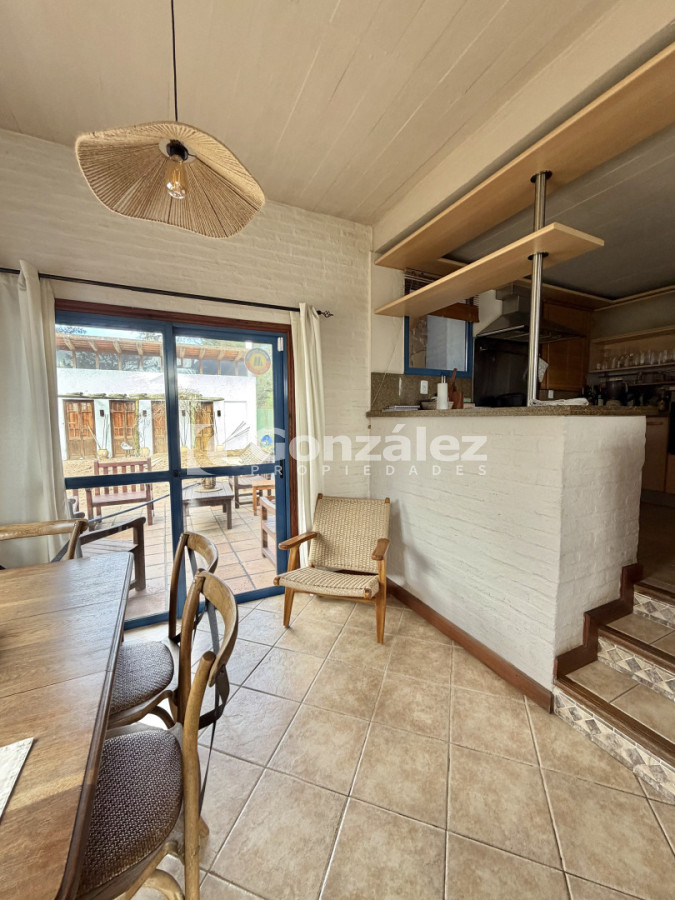 Casa ID.857 - Casa en venta Maldonado Nuevo Cantegril 5 dormitorios