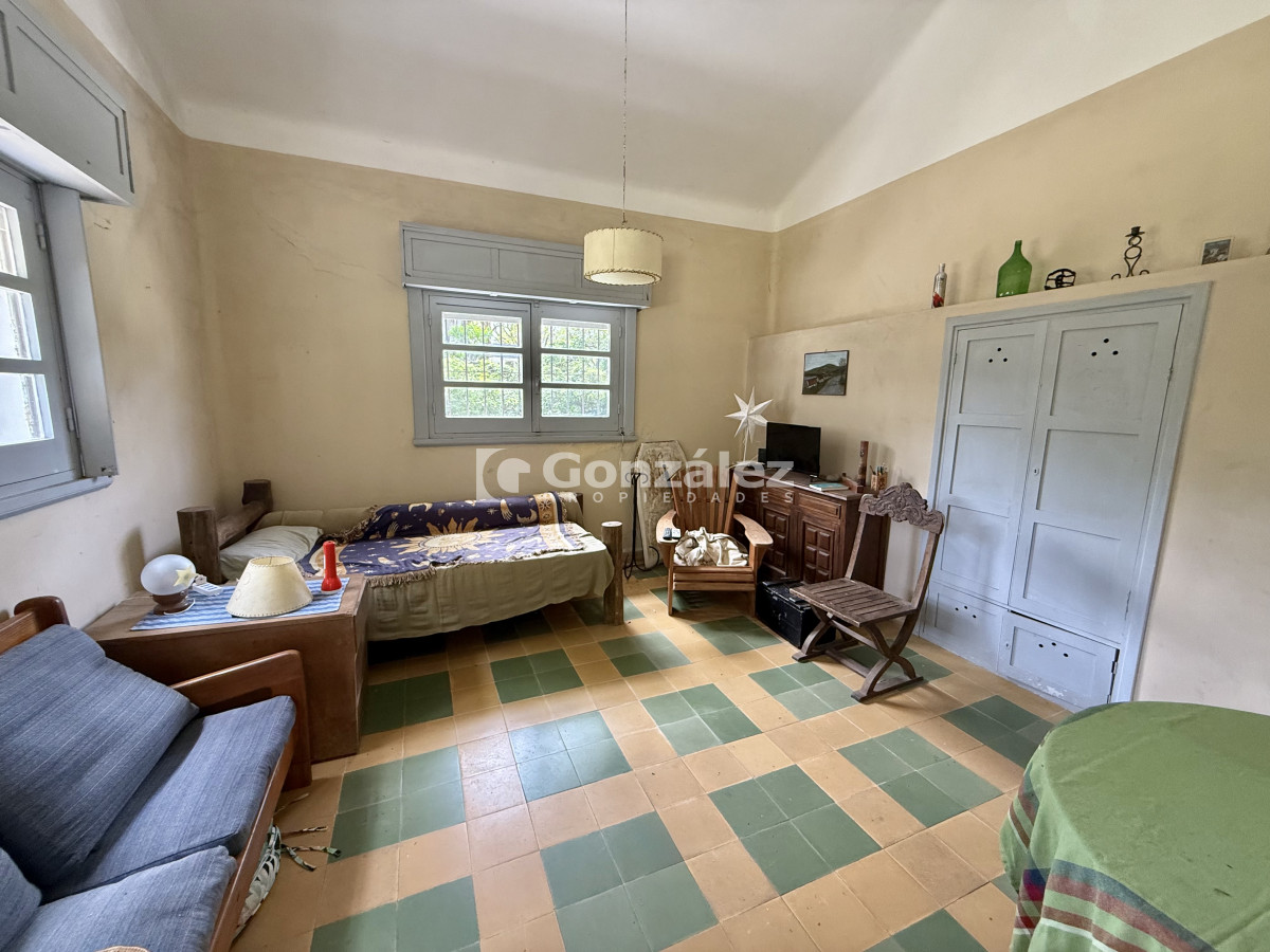 Casa ID.821 - Casa con apartamento independiente a una cuadra playa balneario Las Flores Piriápolis