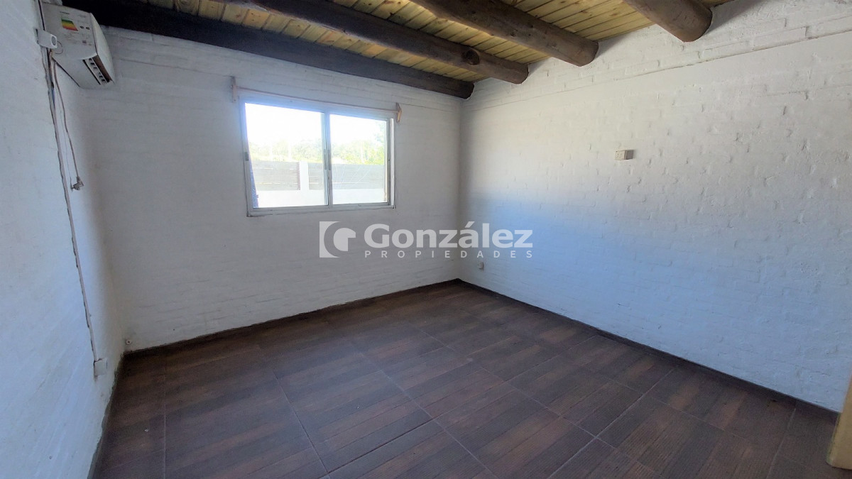 Casa ID.769 - Casa en venta en Barrio La Falda Piriápolis
