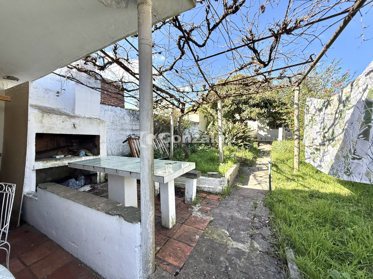 Casa ID.791 - Oportunidad: Se Venden 3 Propiedades en un mismo Padrón en Proximidades de Devoto de Avda. Piria
