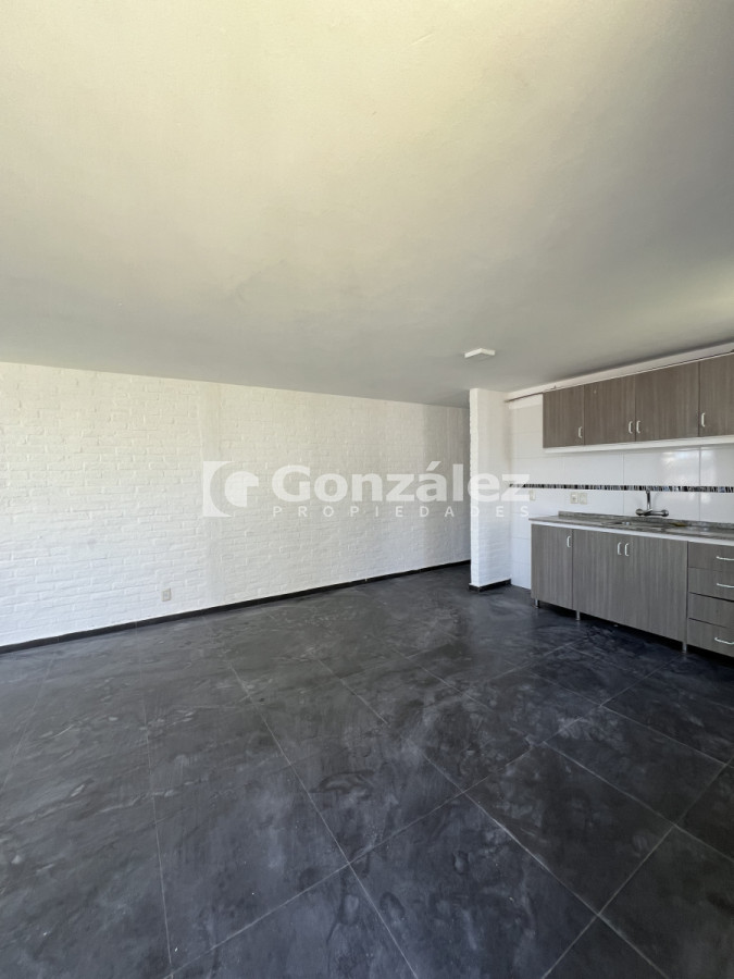 Casa ID.696 - Casa dos dormitorios Pan de Azúcar venta