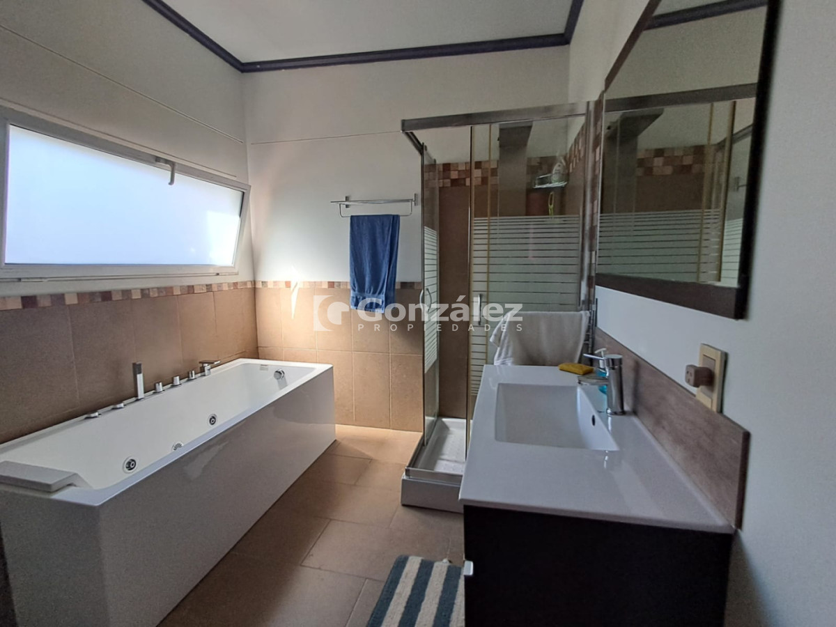 Casa ID.823 - Alquiler anual en Pueblo Arena