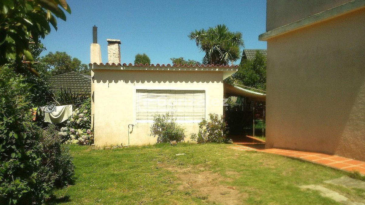 Casa ID.66 - Avda. 25 de Mayo y Sarmiento