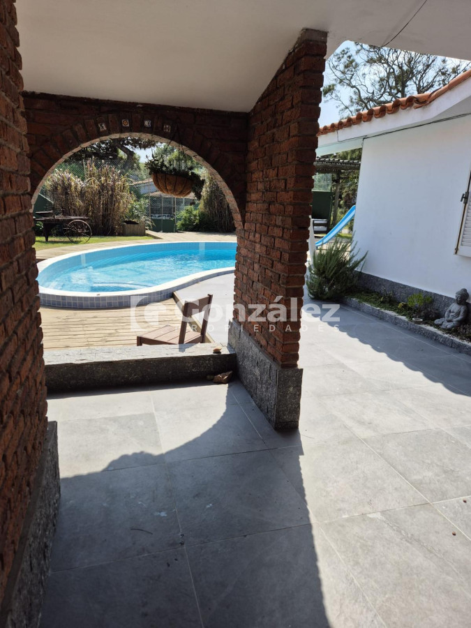Casa ID.789 - Casa en venta a 1 cuadra del mar en Punta Del Este Maldonado