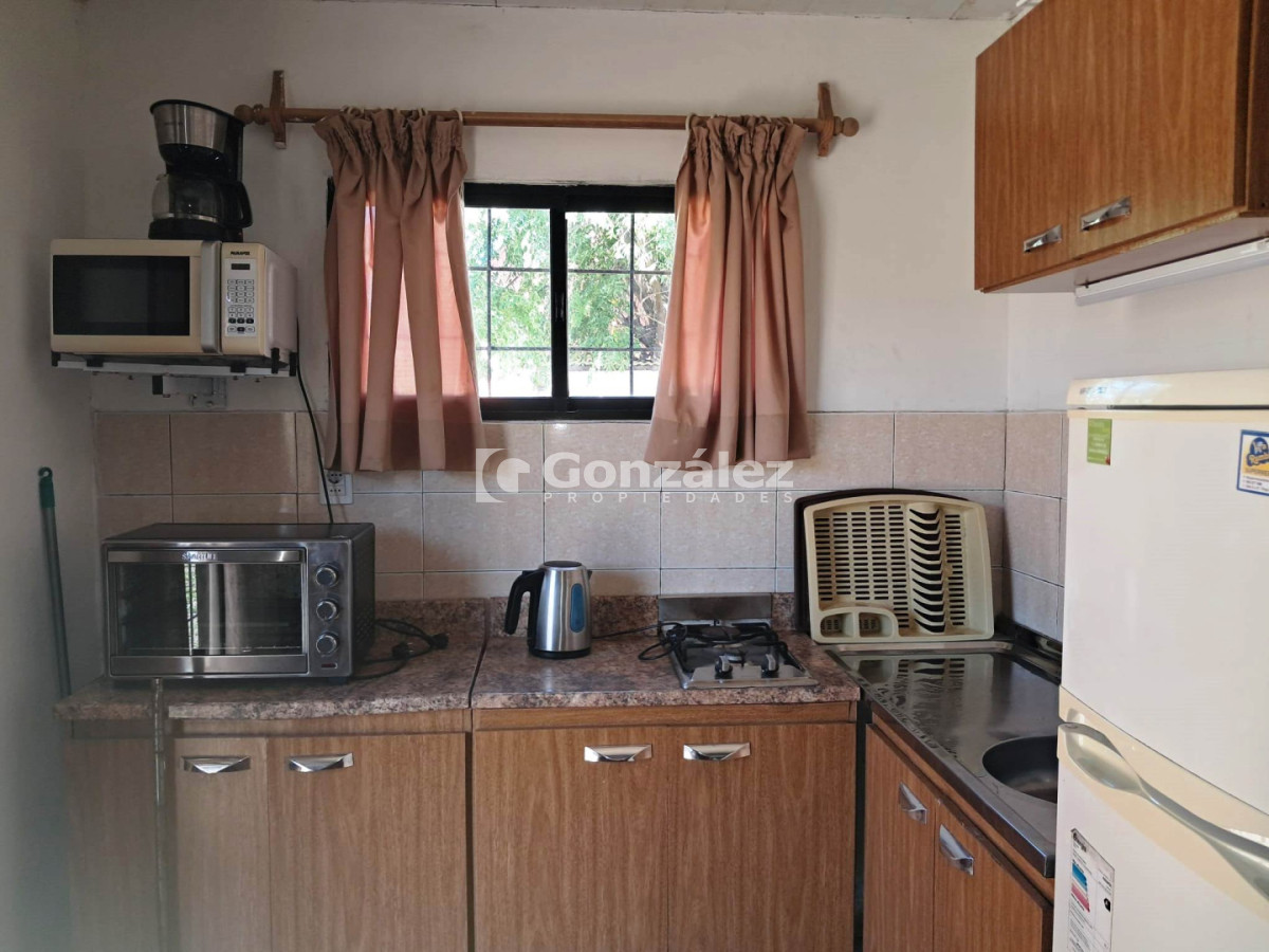 Casa ID.832 - Duplex en alquiler anual — Playa Hermosa (Calle 1 casi Calle 17)