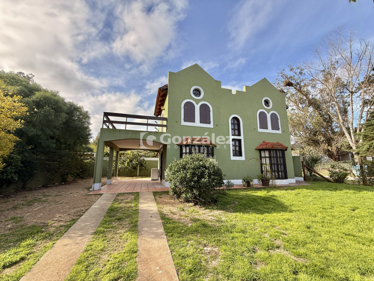 Casa ID.853 - Casa en venta dos dormtiorios Piriápolis