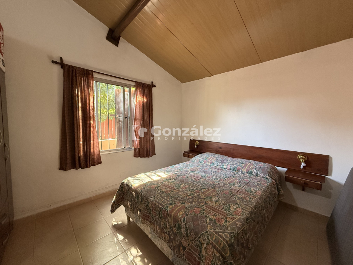 Casa ID.829 - Oportunidad de inversión 6 casas en un mismo padrón