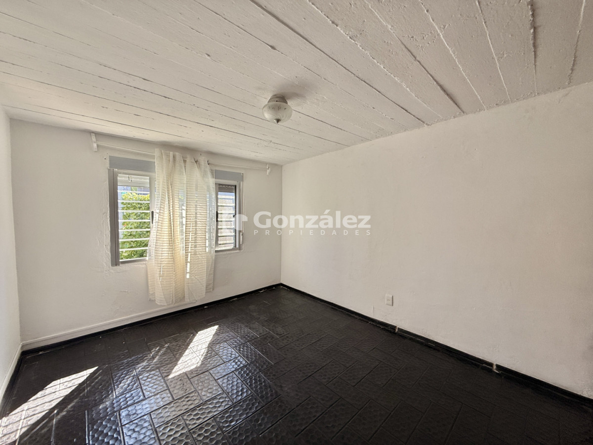 Casa ID.864 - Casa en venta Piriápolis a 6 cuadras del mar