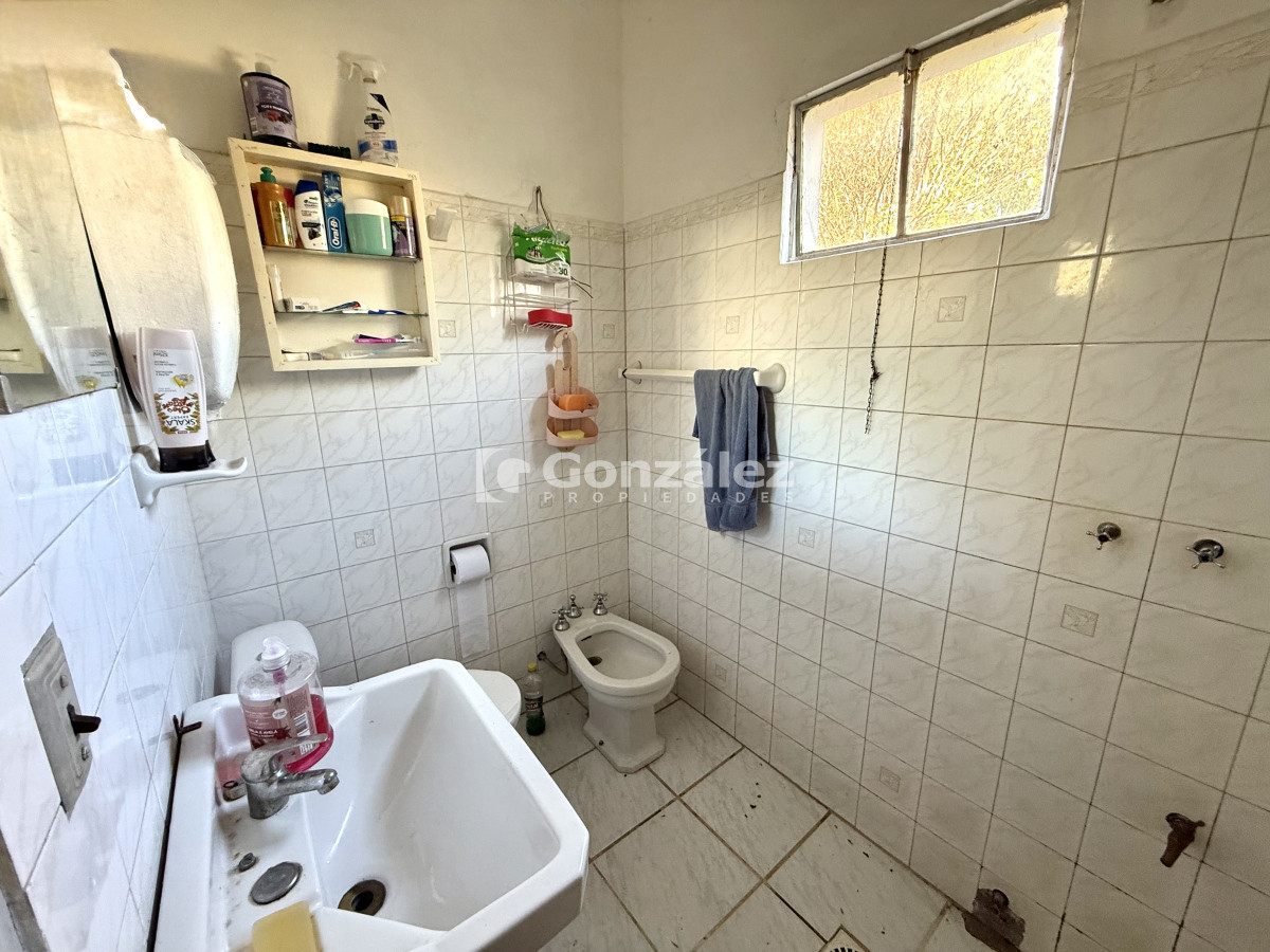 Casa ID.791 - Oportunidad: Se Venden 3 Propiedades en un mismo Padrón en Proximidades de Devoto de Avda. Piria