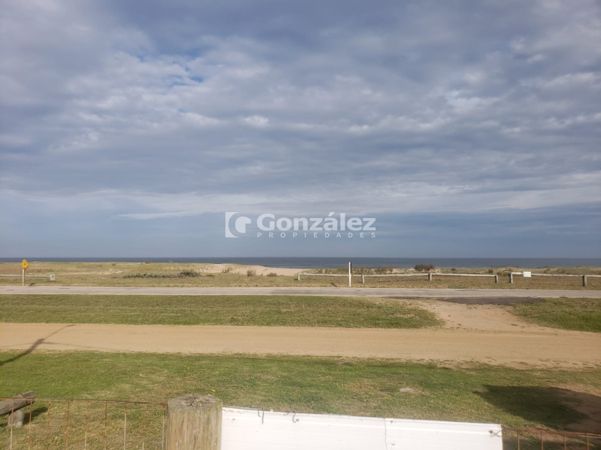 Casa ID.744 - Punta Negra frente al mar 
