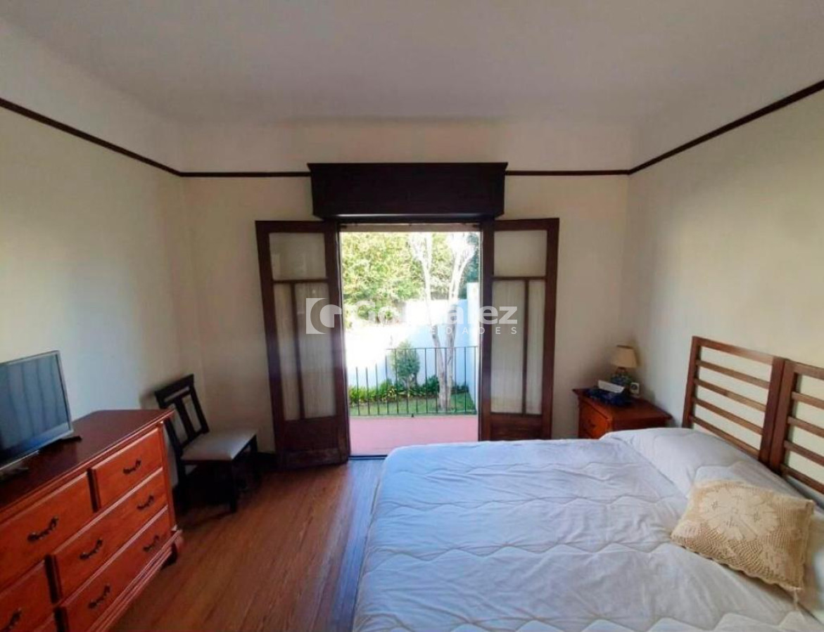Casa ID.684 - Casa 4 dormitorios . Pocitos 