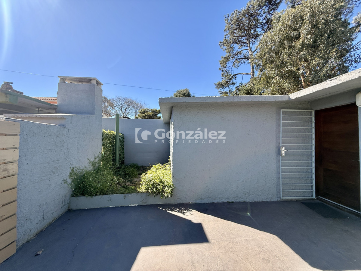 Casa ID.864 - Casa en venta Piriápolis a 6 cuadras del mar