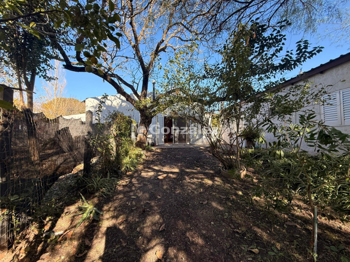 Casa ID.844 - Dúplex dos dormitorios, Alquiler Anual Piriápolis