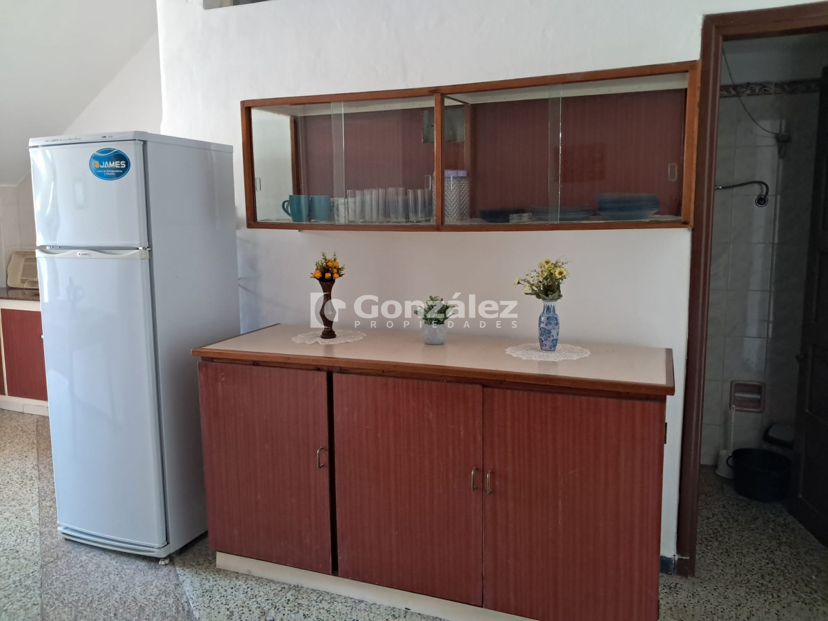 Casa ID.779 - 2 Propiedades a una cuadra del mar , zona centro
