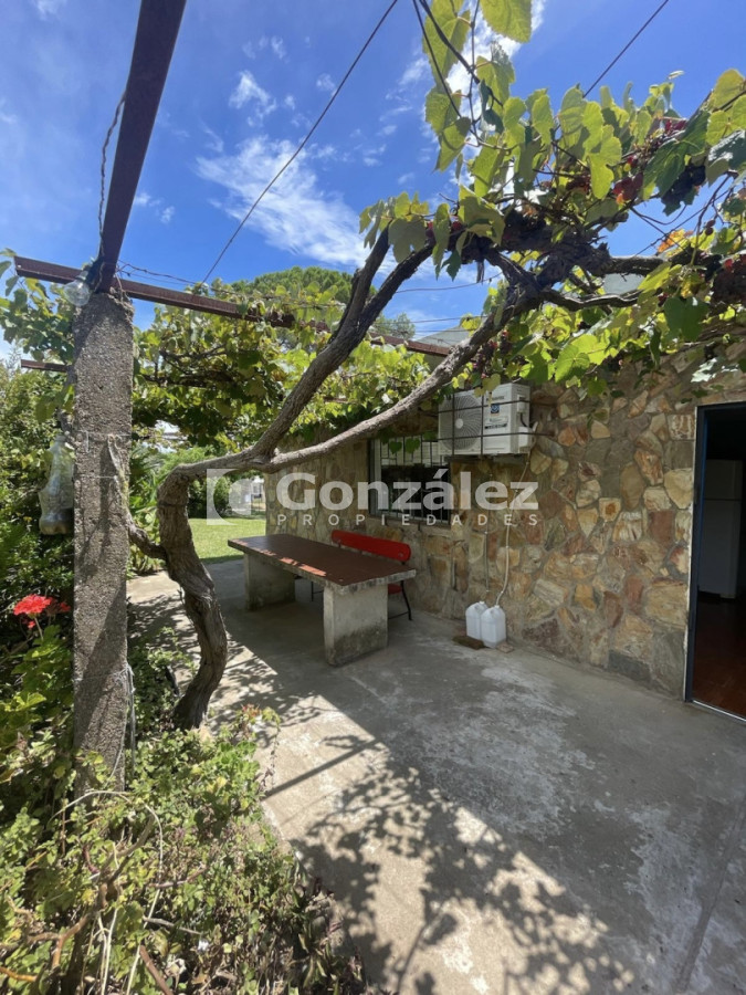 Casa ID.827 - Casa en venta barrio la falda Piriápolis