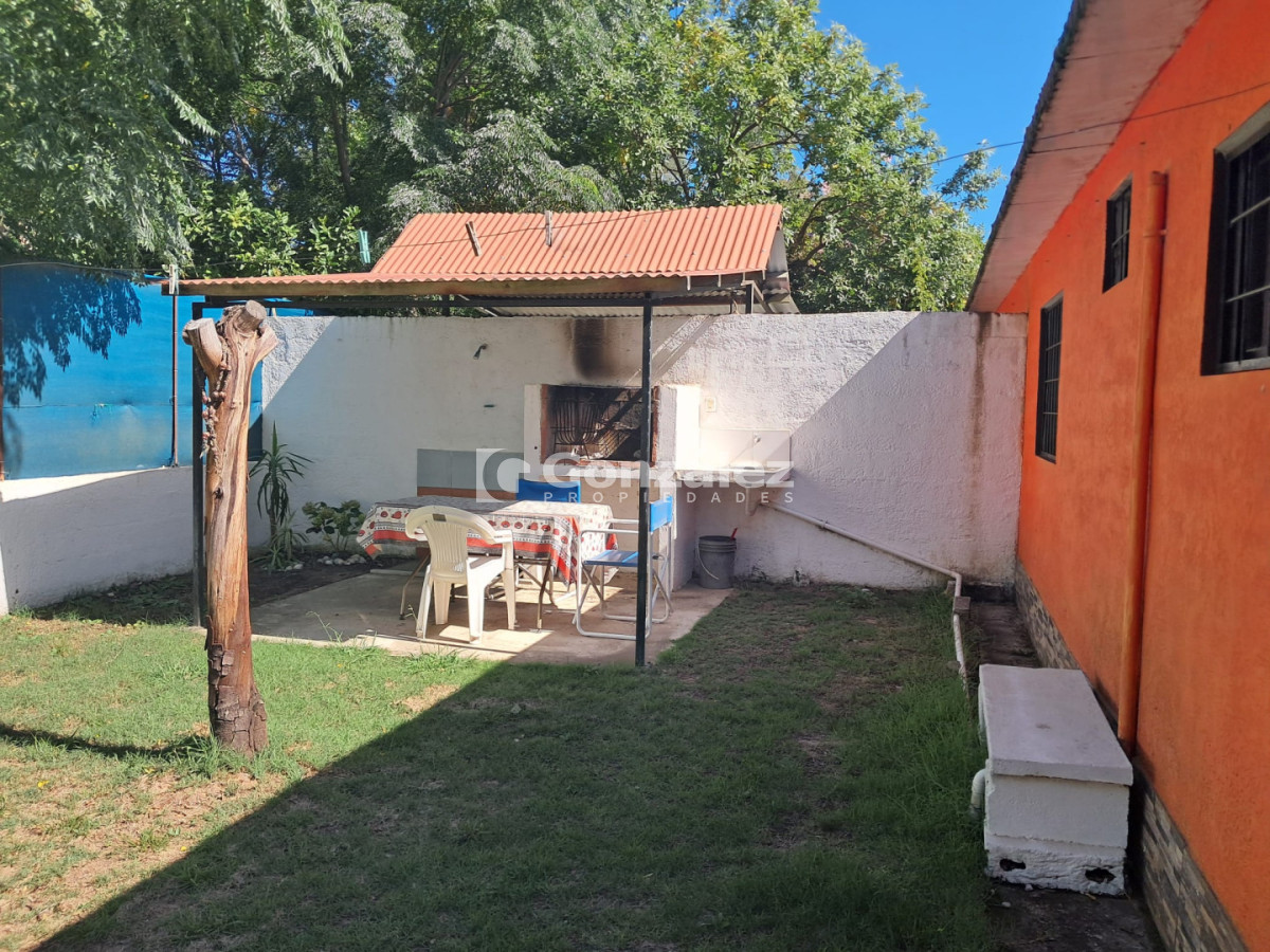 Casa ID.832 - Duplex en alquiler anual — Playa Hermosa (Calle 1 casi Calle 17)