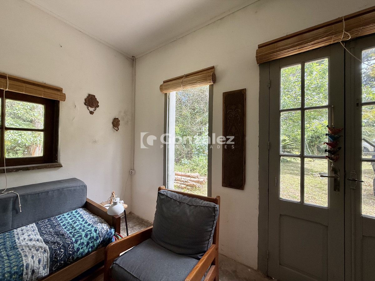 Casa ID.821 - Casa con apartamento independiente a una cuadra playa balneario Las Flores Piriápolis