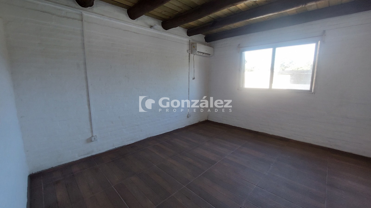 Casa ID.769 - Casa en venta en Barrio La Falda Piriápolis