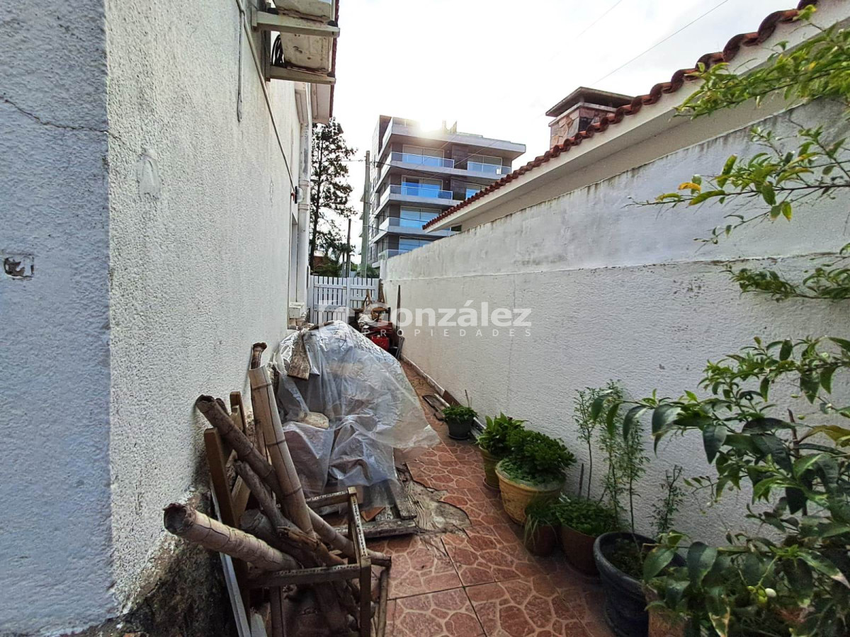 Casa ID.793 - Casa en venta Piriapolis a una cuadra del mar