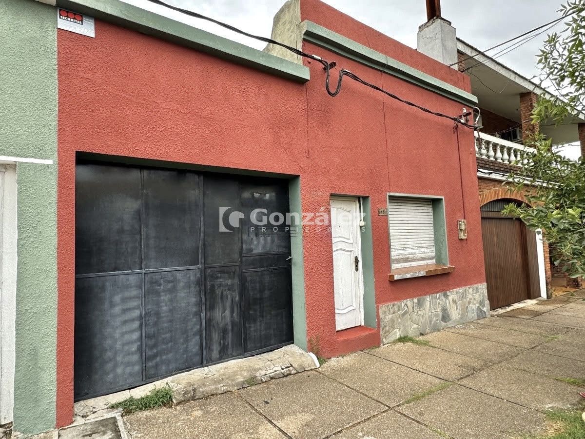 Casa ID.869 - Casa en venta tres dormitorios San Carlos