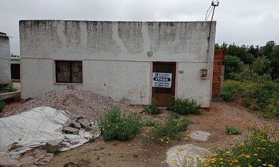 Fco. Bonilla entre C.Silva y F.Sanchez