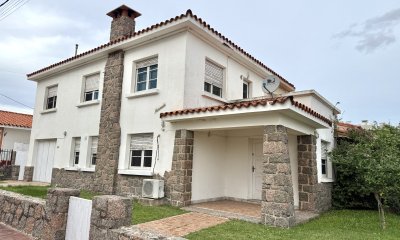 Casa en venta Piriapolis a una cuadra del mar