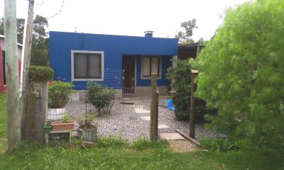Casa + Contenedor + 3 Terrenos