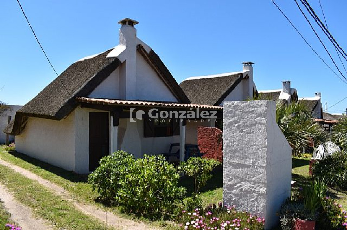 Local Comercial ID.493 - Local en Punta Del Diablo, Punta del Diablo