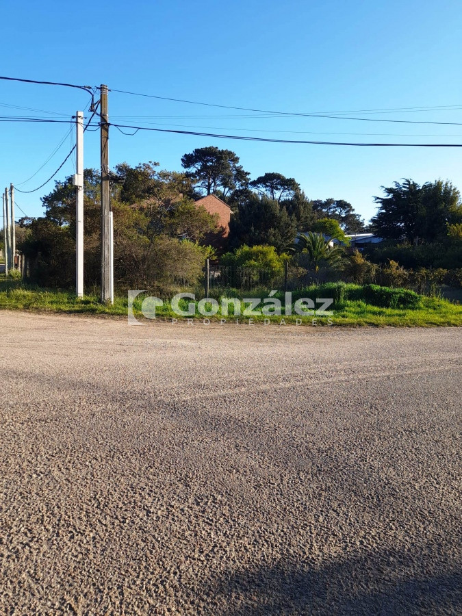 Terreno ID.675 - Terreno en Barrio Country
