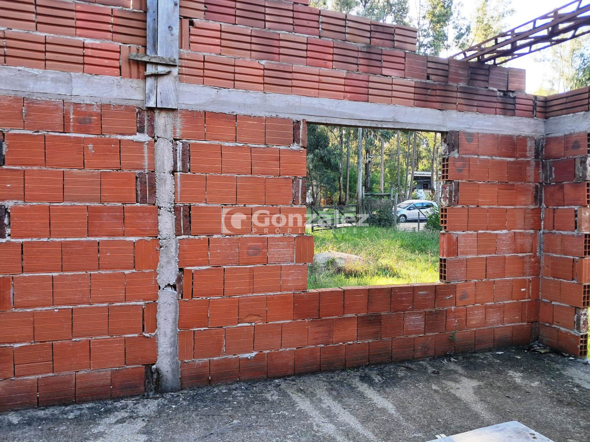 Terreno ID.790 - Se vende terreno con casa a terminar en Sauce de Portezuelo