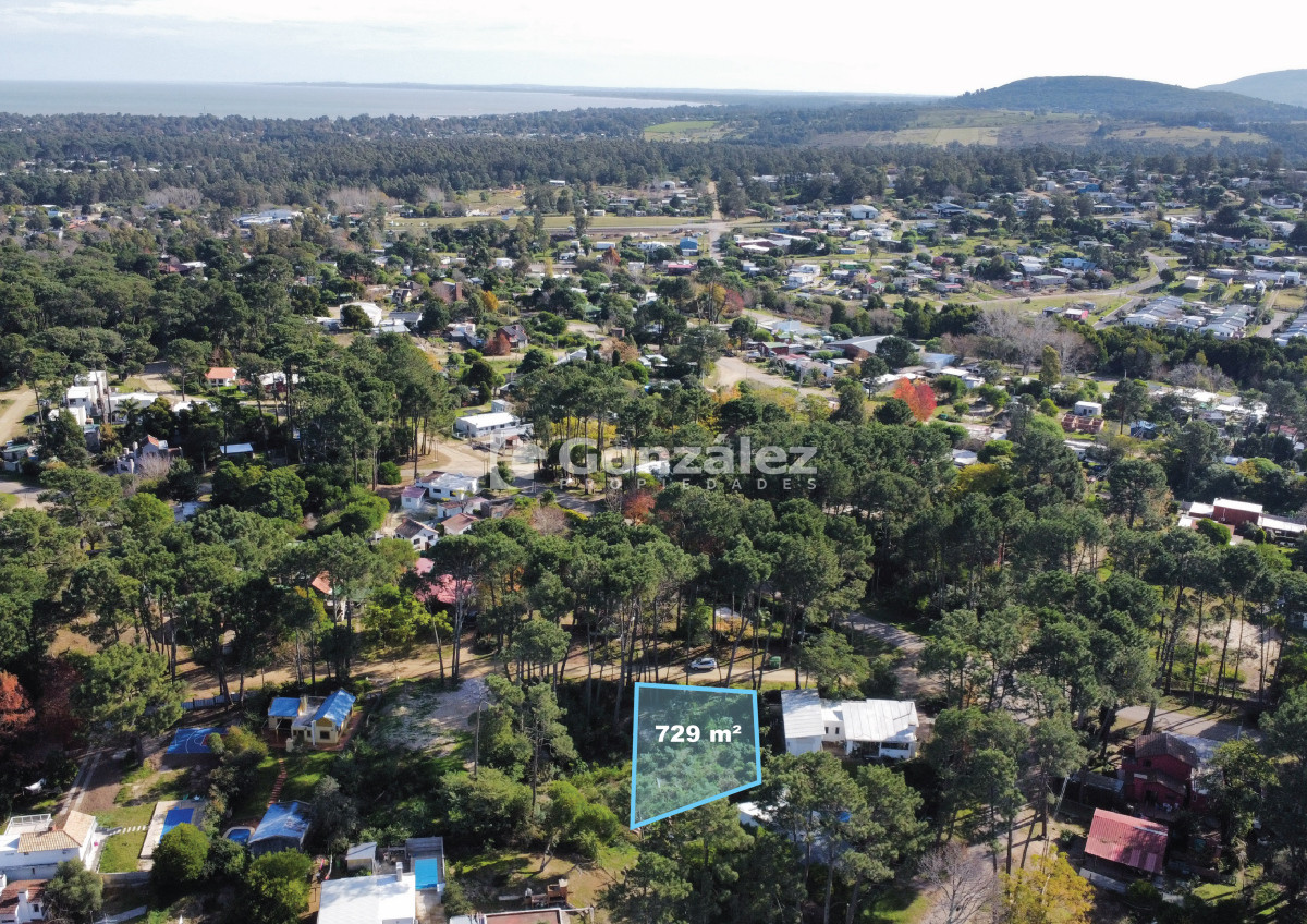 Terreno ID.729 - Terreno a la venta en Barrio Country