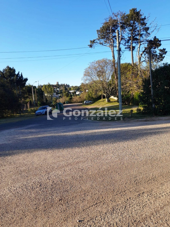 Terreno ID.675 - Terreno en Barrio Country