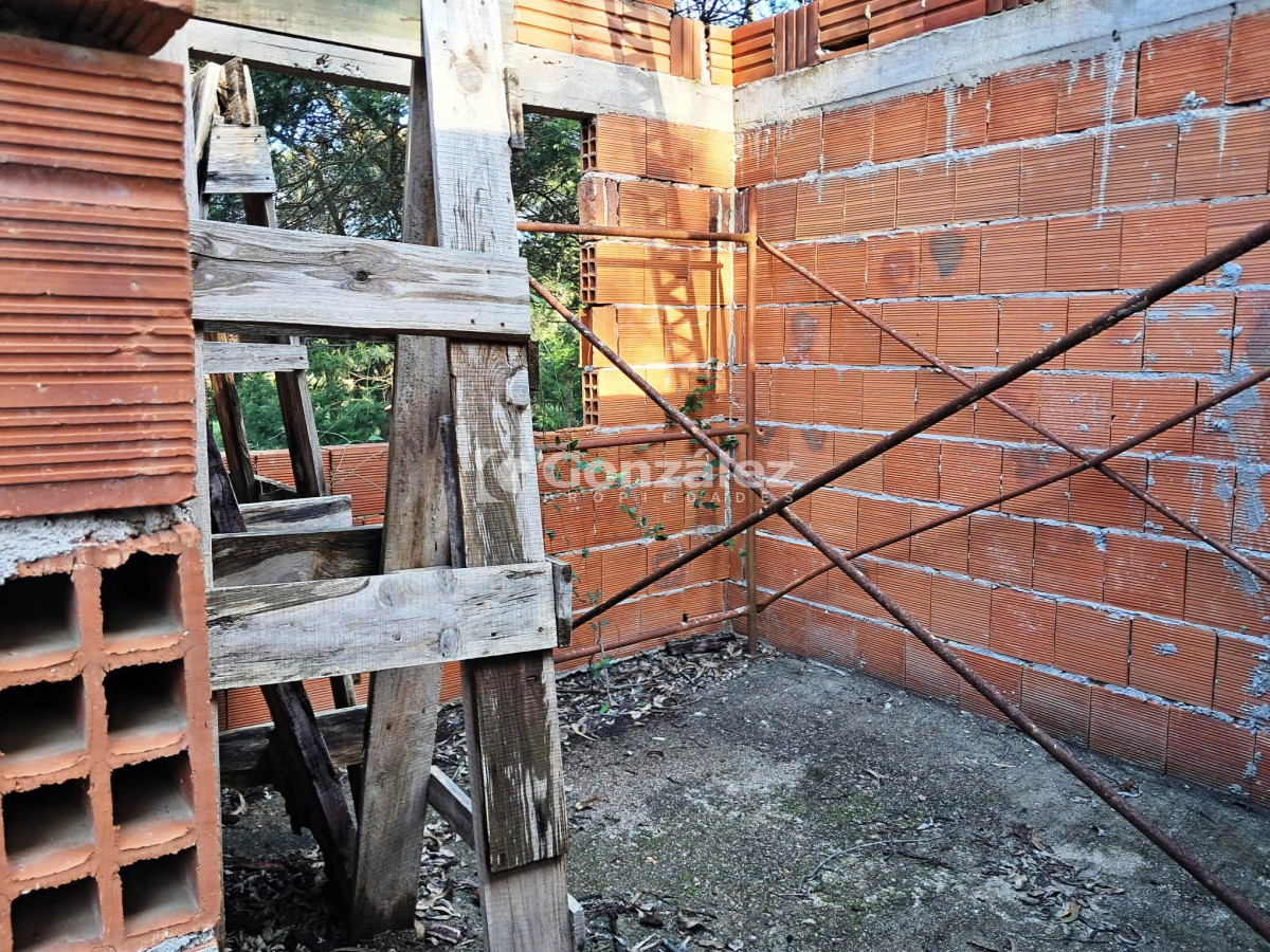 Terreno ID.790 - Se vende terreno con casa a terminar en Sauce de Portezuelo