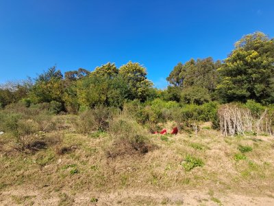 Terreno en venta La Falda Piriápolis