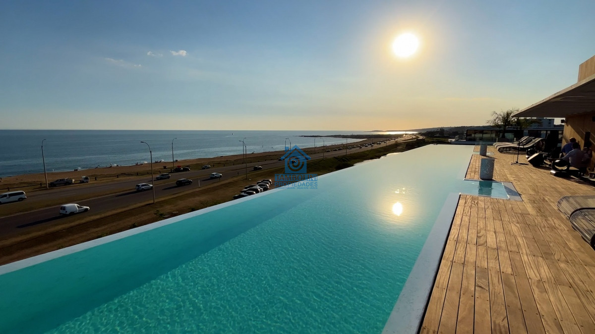 Apartamento ID.86 - Parada 39 Playa Mansa de  Punta del Este 2 Dorm. 