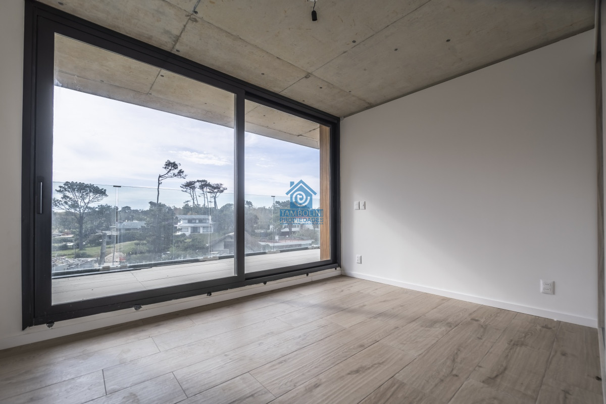 Apartamento ID.86 - Parada 39 Playa Mansa de  Punta del Este 2 Dorm. 