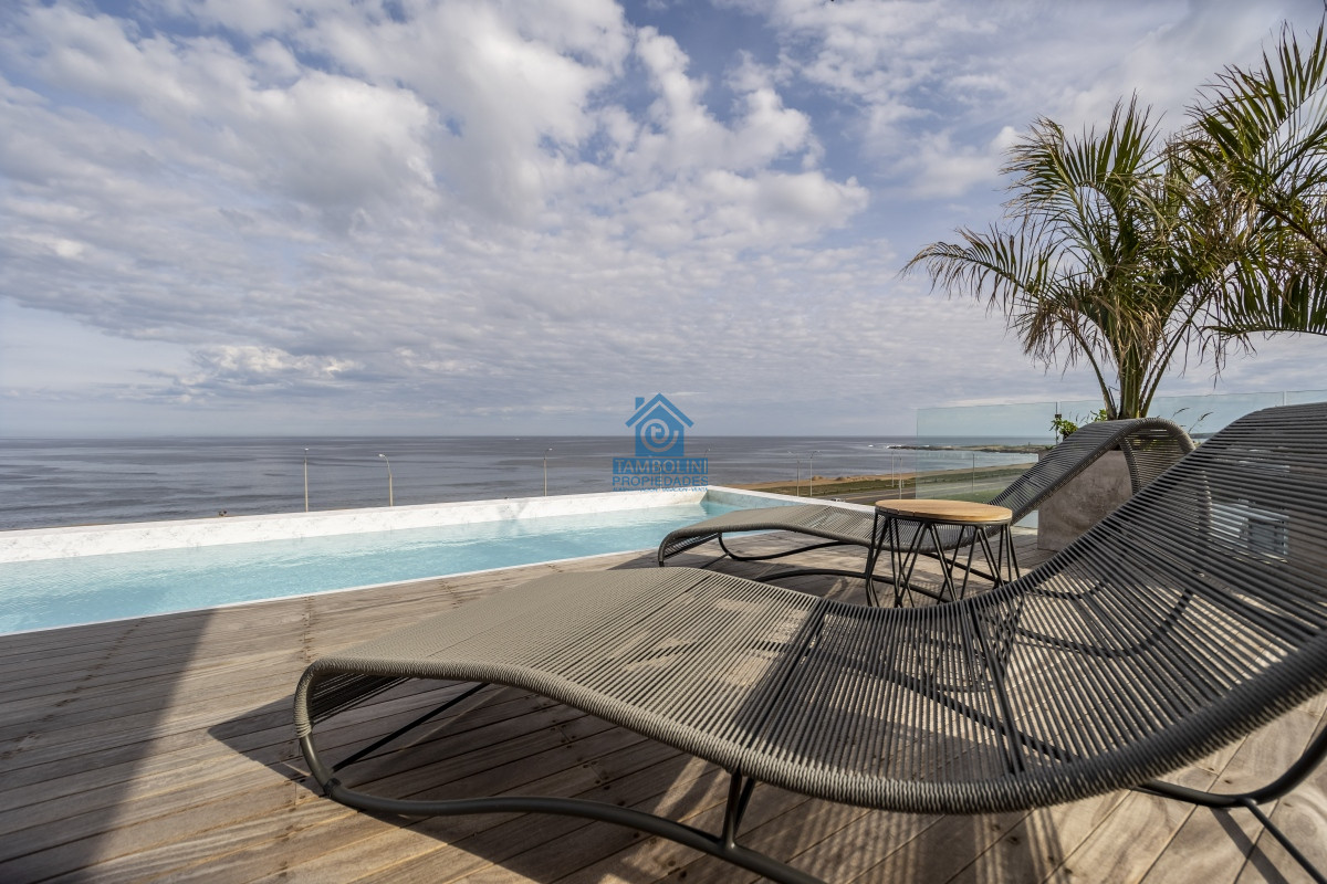 Apartamento ID.86 - Parada 39 Playa Mansa de  Punta del Este 2 Dorm. 