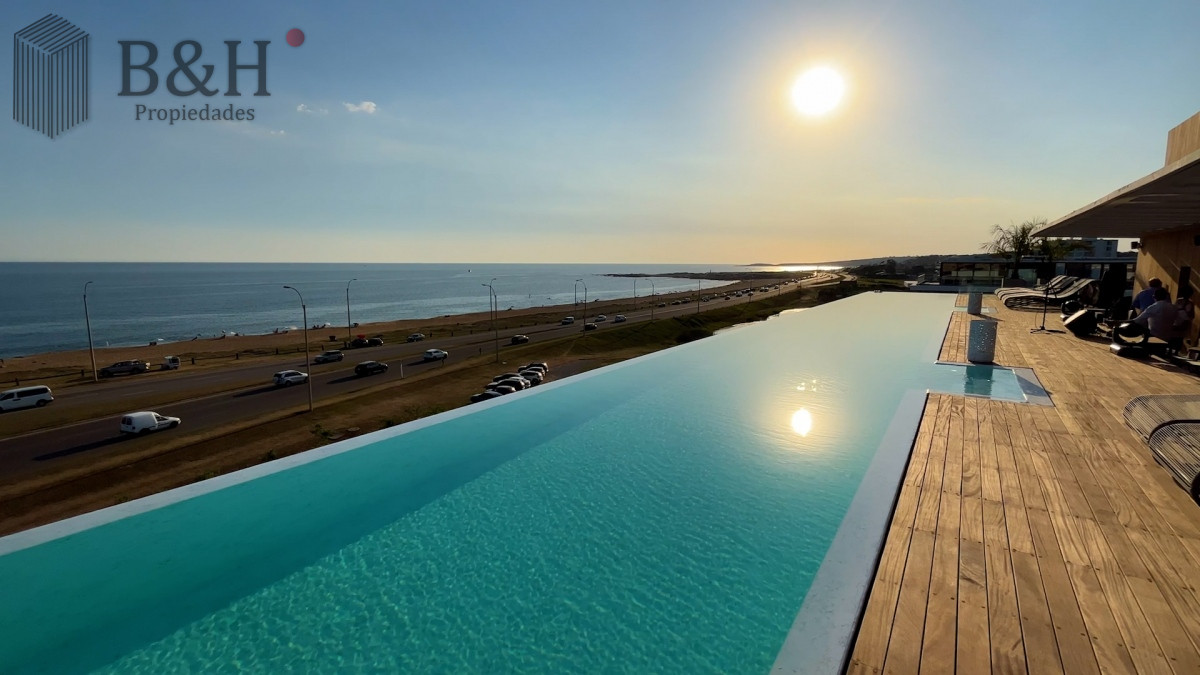 Apartamento ID.918 - Parada 39 Playa Mansa de  Punta del Este 2 Dorm. ap 103 