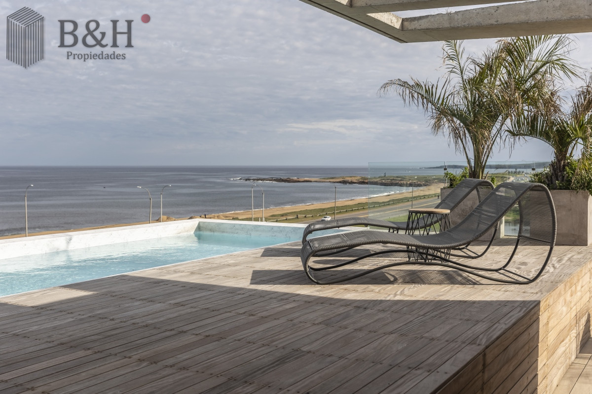 Apartamento ID.918 - Parada 39 Playa Mansa de  Punta del Este 2 Dorm. ap 103 