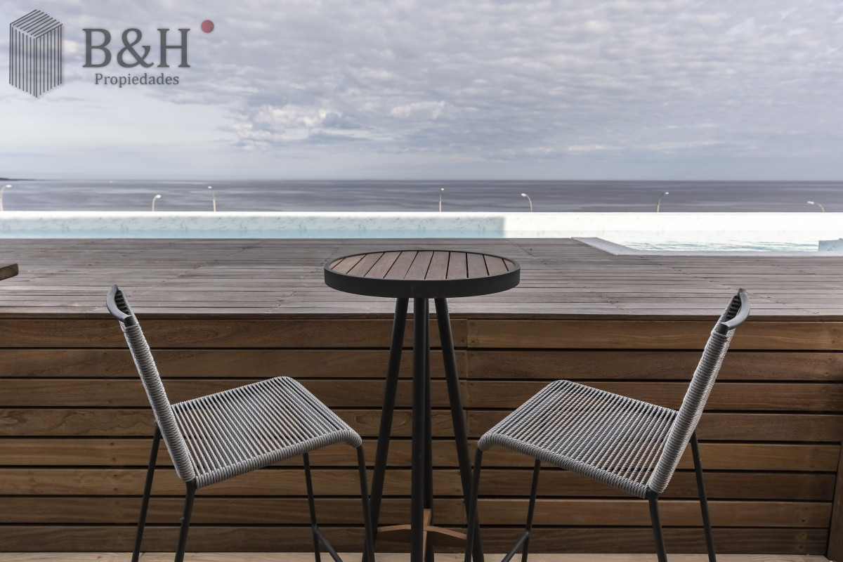 Apartamento ID.918 - Parada 39 Playa Mansa de  Punta del Este 2 Dorm. ap 103 