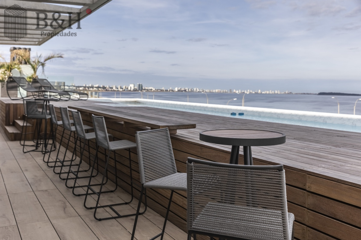 Apartamento ID.918 - Parada 39 Playa Mansa de  Punta del Este 2 Dorm. ap 103 