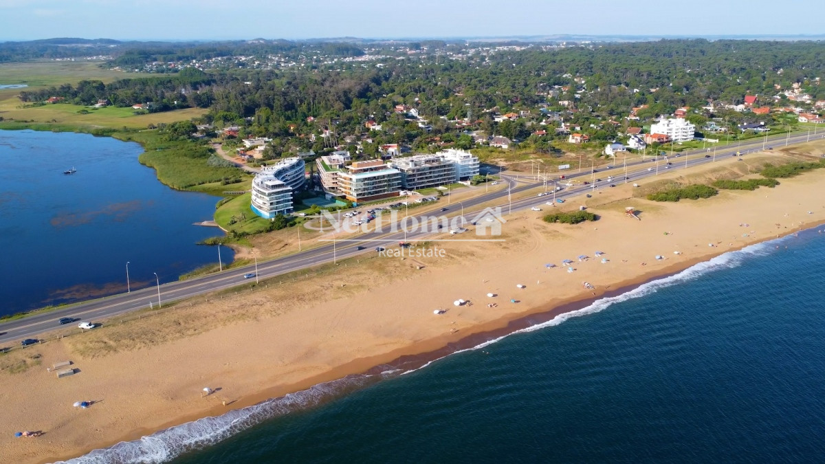 Apartamento ID.96 - Parada 39 Playa Mansa Apartamento 2 dormitorios Vista panorámica al Océano