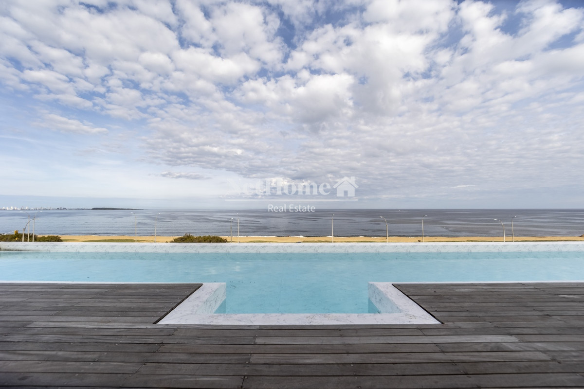 Apartamento ID.96 - Parada 39 Playa Mansa Apartamento 2 dormitorios Vista panorámica al Océano