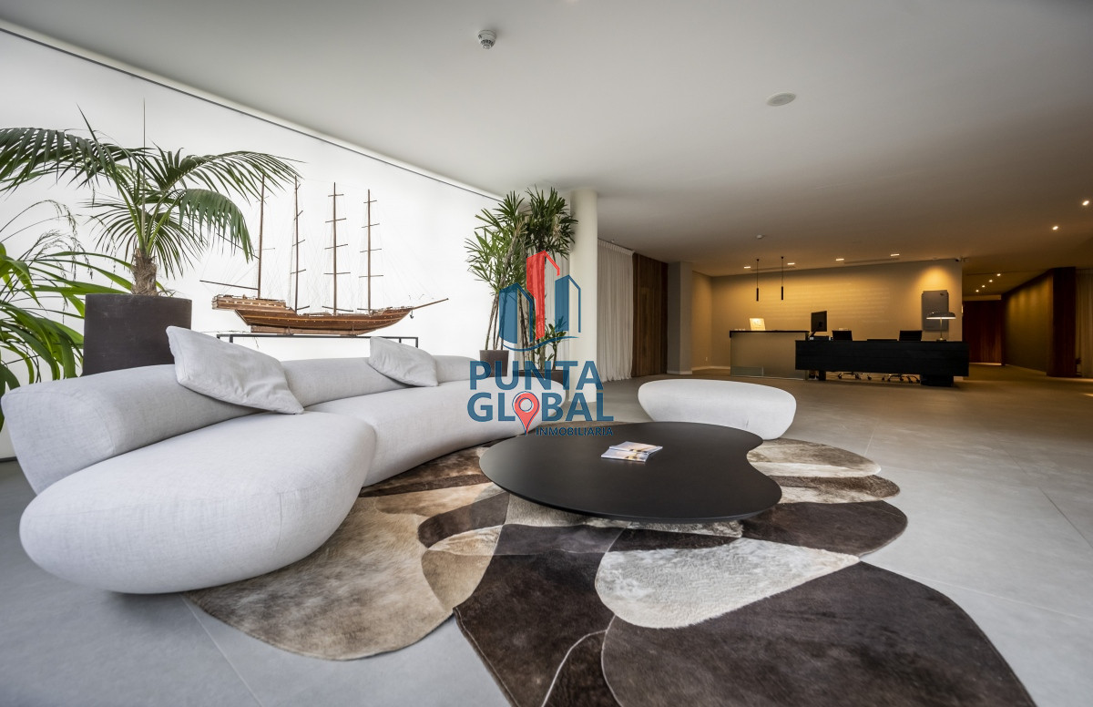 Apartamento ID.228 - Venta Apartamento 2 dormitorios Primera línea Playa Mansa, Punta del Este