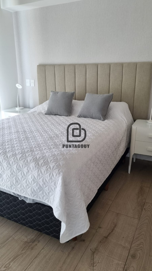 Apartamento ID.1378 - Venta apatamento 2 dormitorios , Primera linea Playa Mansa, 
